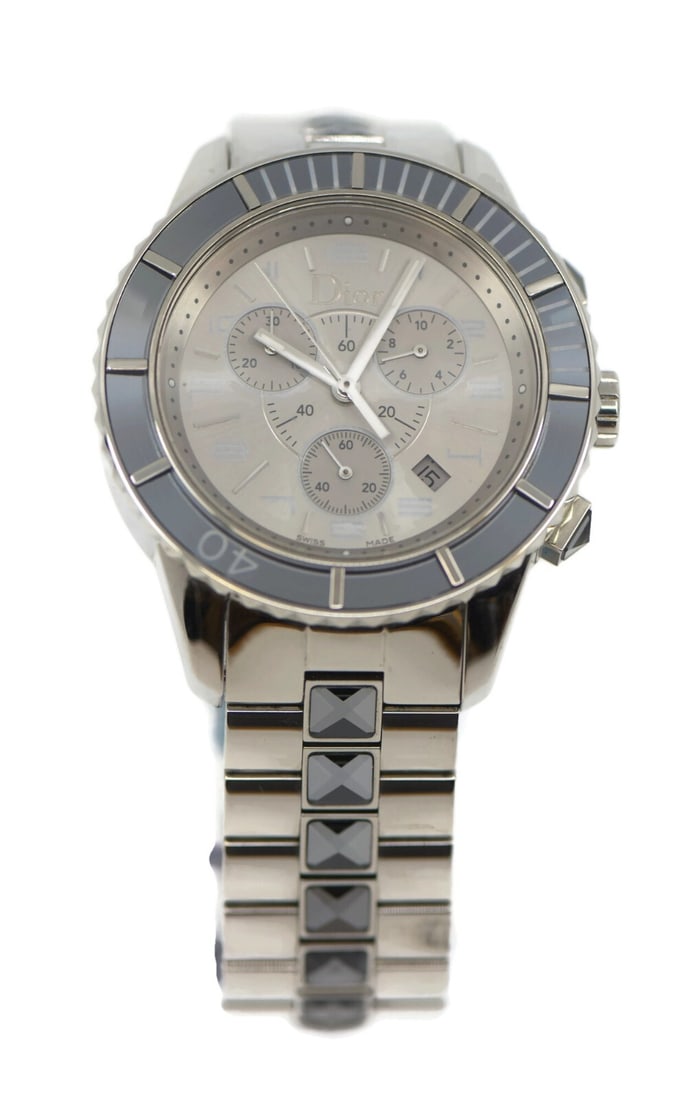 Christian Dior Christal Chronograph Stainless Steel Watch CD114312 Authentic Box Papers: Christian Dior Christal Chronograph Stainless Steel Watch CD114312 Authentic Box Papers This exquisite Christian Dior Christal Chronograph wristwatch combines elegance and functionality. Featuring a s