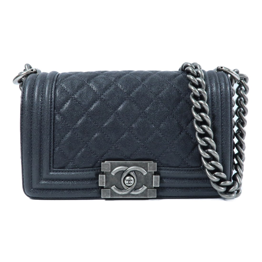 CHANEL Boy 20 A67085 Gray Calfskin Chain Shoulder Bag: CHANEL Boy 20 A67085 Gray Calfskin Chain Shoulder Bag This CHANEL CC Boy 20 Chain Shoulder Bag is crafted from calfskin leather in gray. It features a shoulder bag style with one open inside pocket an