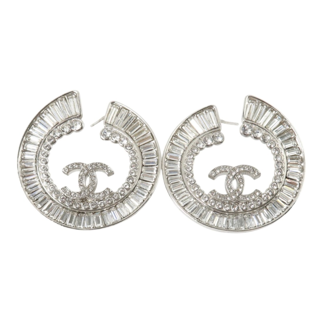 CHANEL B23S CC Pierced Earrings Silver Tone Metal: CHANEL B23S CC Pierced Earrings Silver Tone Metal CHANEL CC pierced earrings in silver-tone metal with the B23S date code. Designed for women, this pair features the iconic CC motif and comes without 