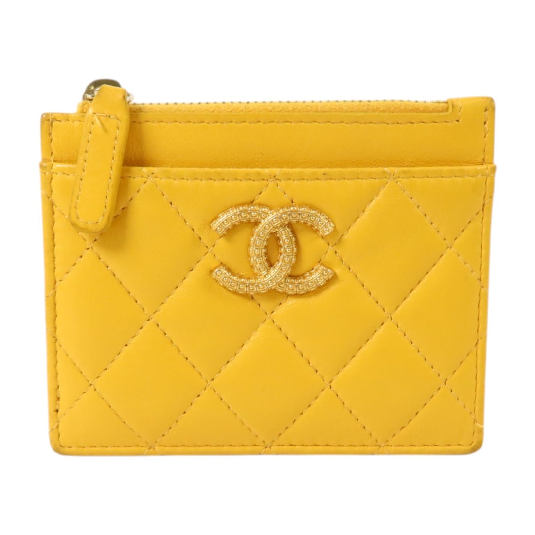 CHANEL CC Zip Card Case Yellow Lambskin Leather GHW: CHANEL CC Zip Card Case Yellow Lambskin Leather GHW Yellow lambskin card case with a zip closure and CC GHW design. This women's card holder includes four card slots and comes with a storage box and s