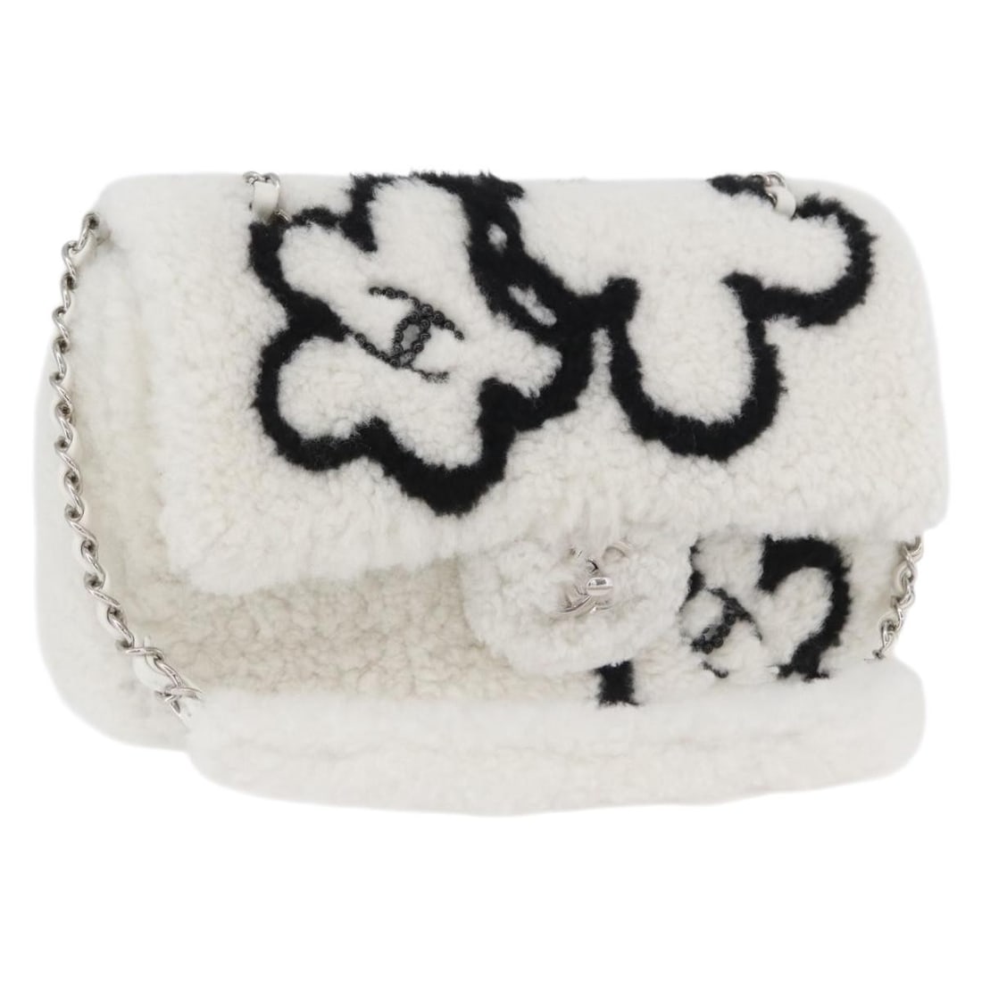CHANEL Matelasse 25 White Canvas Shoulder Bag Silver CC: CHANEL Matelasse 25 White Canvas Shoulder Bag Silver CC Chanel Matelasse 25 chain shoulder bag in white and silver canvas. Made in France, this women's shoulder bag includes a dust bag and features an