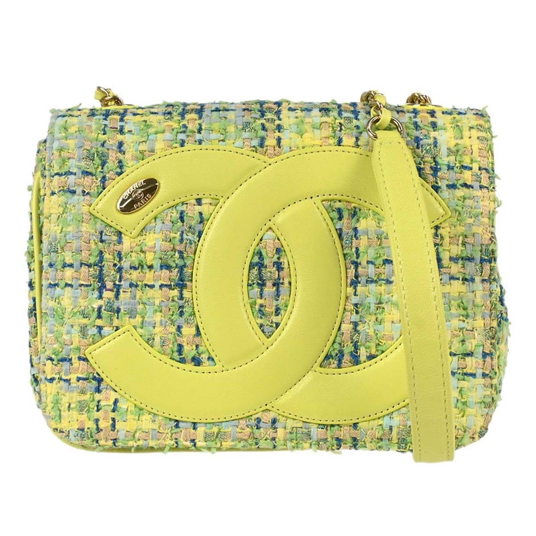 CHANEL CC Mania Mini Camera Bag Green Tweed Crossbody: CHANEL CC Mania Mini Camera Bag Green Tweed Crossbody Chanel CC Mania Camera Bag in green tweed with leather trim and a zip closure. This mini shoulder bag features a crossbody strap, one exterior poc