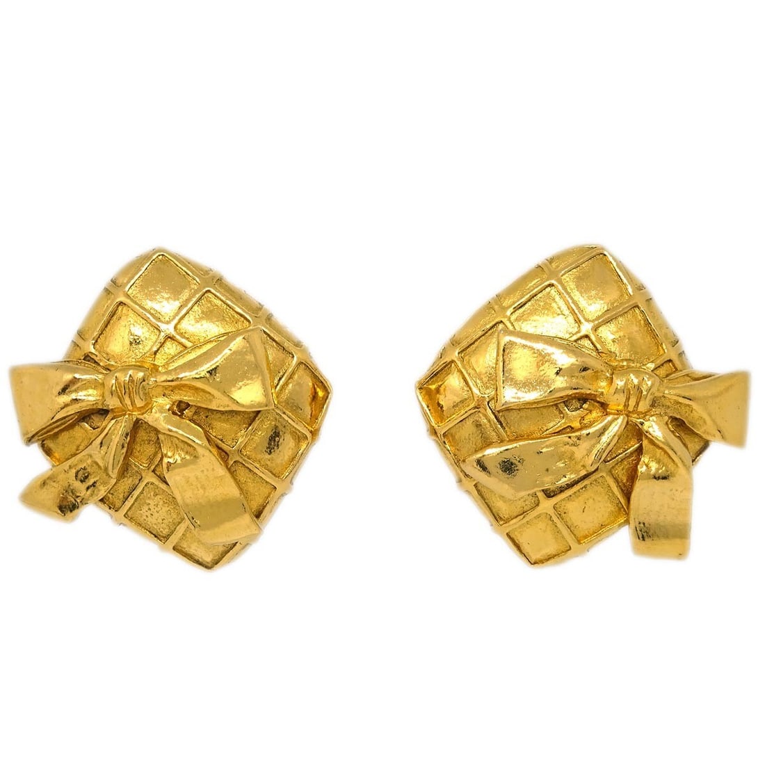 CHANEL Button Clip-On Earrings Gold Plated Rhombus: CHANEL Button Clip-On Earrings Gold Plated Rhombus Pair of Chanel clip-on earrings in a rhombus button style with a gold plated finish. Made in France, these earrings present in very good condition an
