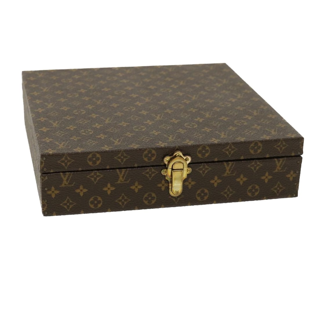 Louis Vuitton Monogram Canvas Jewelry Case with Dust Bag and Box: Louis Vuitton Monogram Canvas Jewelry Case with Dust Bag and Box A Louis Vuitton jewelry box in Monogram canvas, made in France. It comes with a dust bag and item box. The piece is in excellent condit