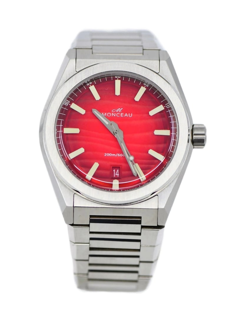 Monceau Model 01 men's stainless steel wristwatch red dial box papers: Monceau Model 01 men's stainless steel wristwatch red dial box papers A pre-owned Monceau wristwatch with a stainless steel case and band, silver bezel and case color, and a red analog dial. It is des