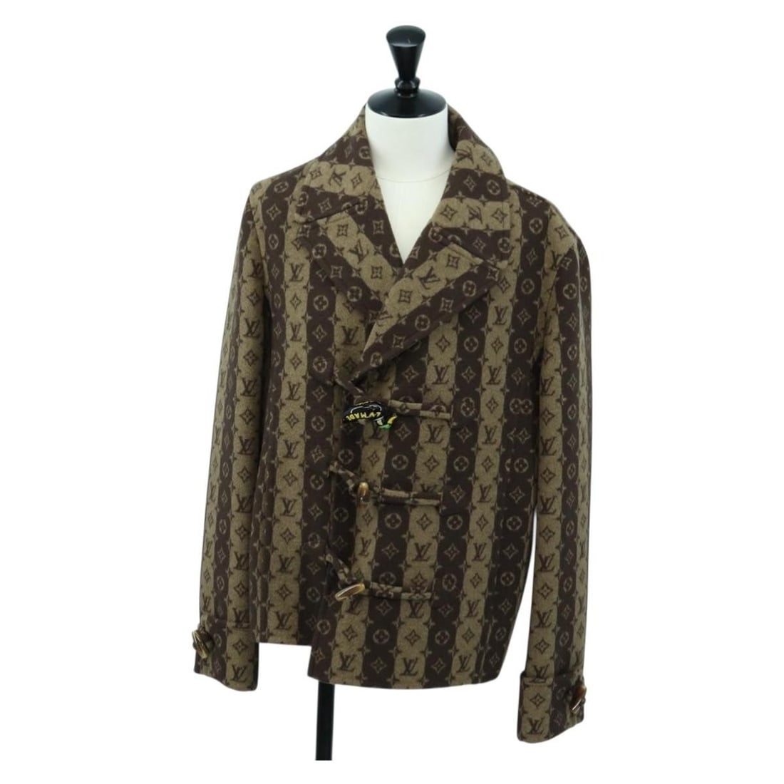 Louis Vuitton Monogram Canvas Wool Jacket RM221M Women Italy: Louis Vuitton Monogram Canvas Wool Jacket RM221M Women Italy This Louis Vuitton Monogram Stripe (LVxNIGO) coat is crafted from wool and monogram canvas, featuring the iconic monogram pattern. Designed