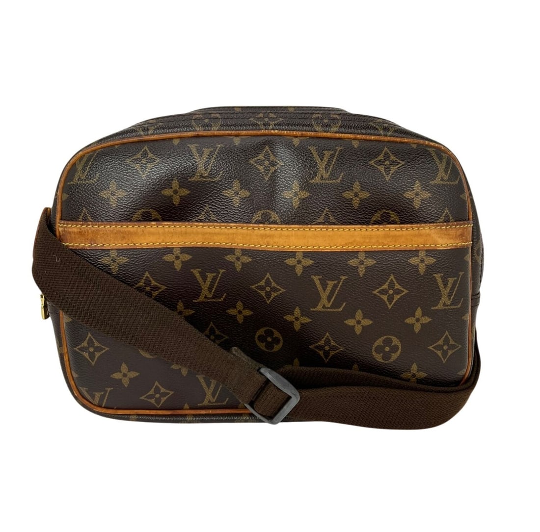 Louis Vuitton Reporter PM Monogram Canvas Crossbody Bag: Louis Vuitton Reporter PM Monogram Canvas Crossbody Bag Vintage Louis Vuitton Reporter PM monogram messenger bag in a small rectangular shape with a zip closure. It features a brown canvas handle/stra