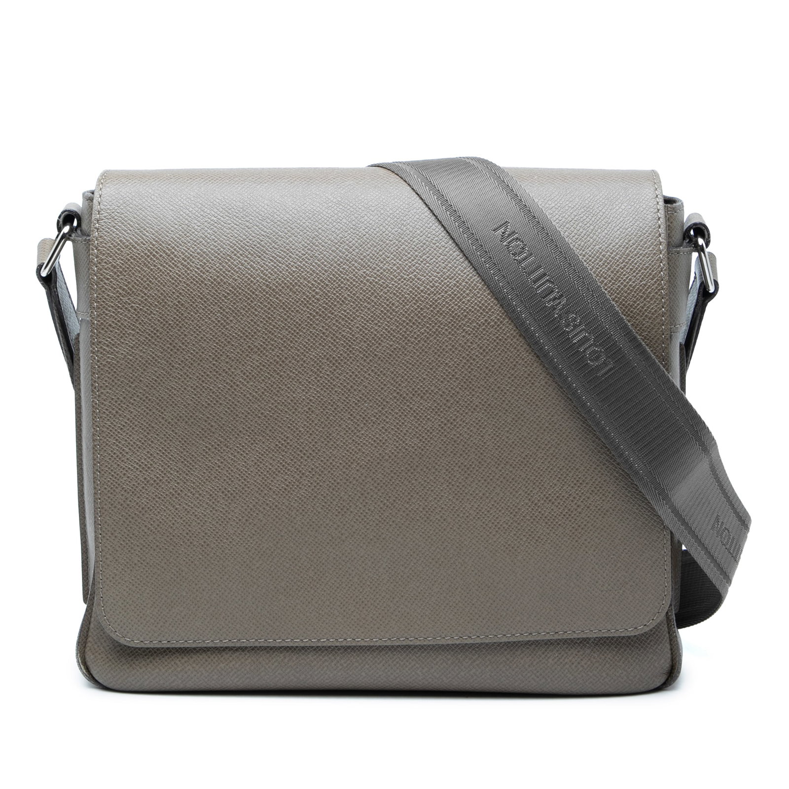 Louis Vuitton Taiga Roman PM Brown Leather Messenger Bag: Louis Vuitton Taiga Roman PM Brown Leather Messenger Bag This Louis Vuitton Taiga Roman PM features a brown taiga leather body with an adjustable flat canvas strap for versatile carrying. The bag is d