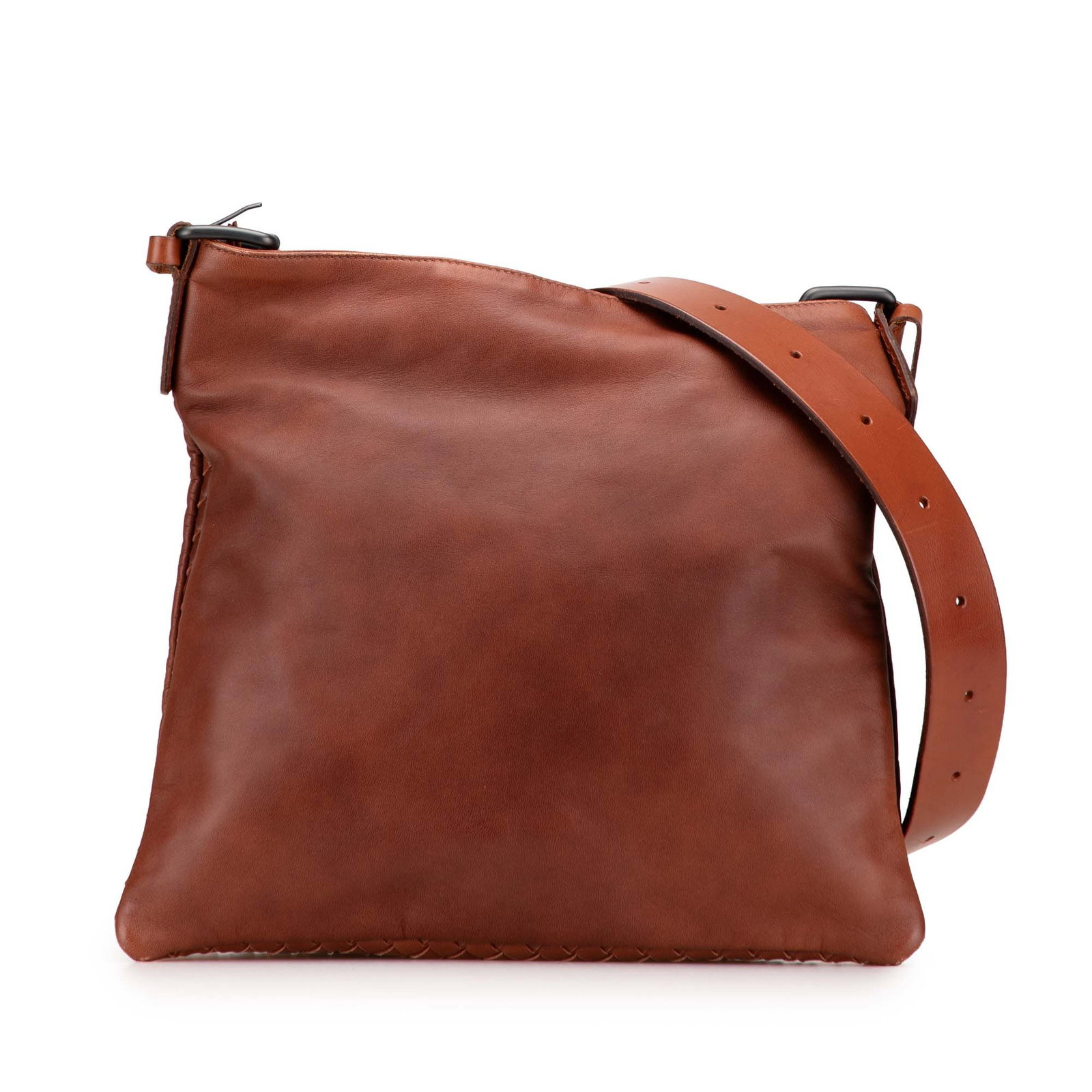 Bottega Veneta Intrecciato Nappa Brown Crossbody Bag: Bottega Veneta Intrecciato Nappa Brown Crossbody Bag Introducing the Bottega Veneta Intrecciato Trimmed Nappa Crossbody, a sophisticated accessory crafted from high-quality leather. This elegant bag s
