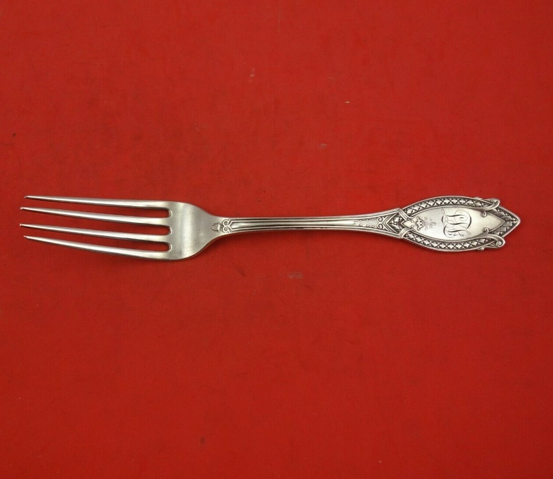 Polhamus Diamond Pattern Sterling Silver Fork 7 Inch by Shiebler: Polhamus Diamond Pattern Sterling Silver Fork 7 Inch by Shiebler This exquisite regular fork is a remarkable piece of flatware crafted by Shiebler in the renowned Diamond pattern, designed by John Pol