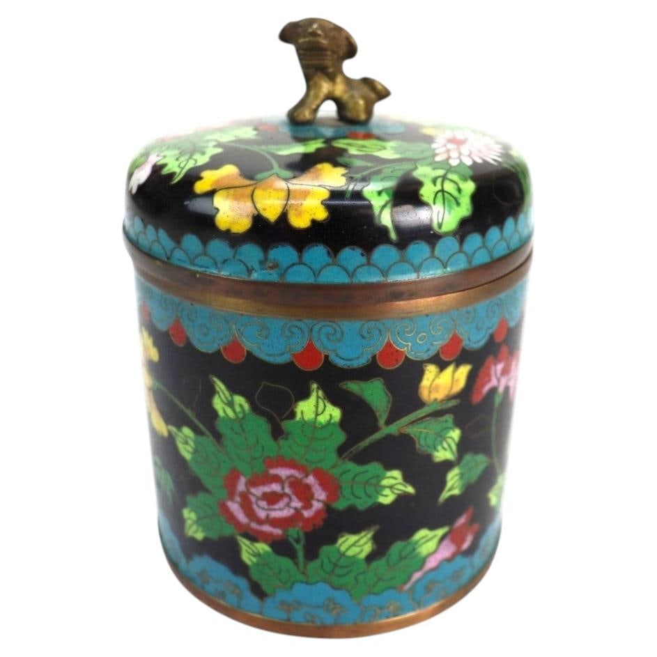 Chinese cloisonne tea caddy with foo dog finial (1 of 15)