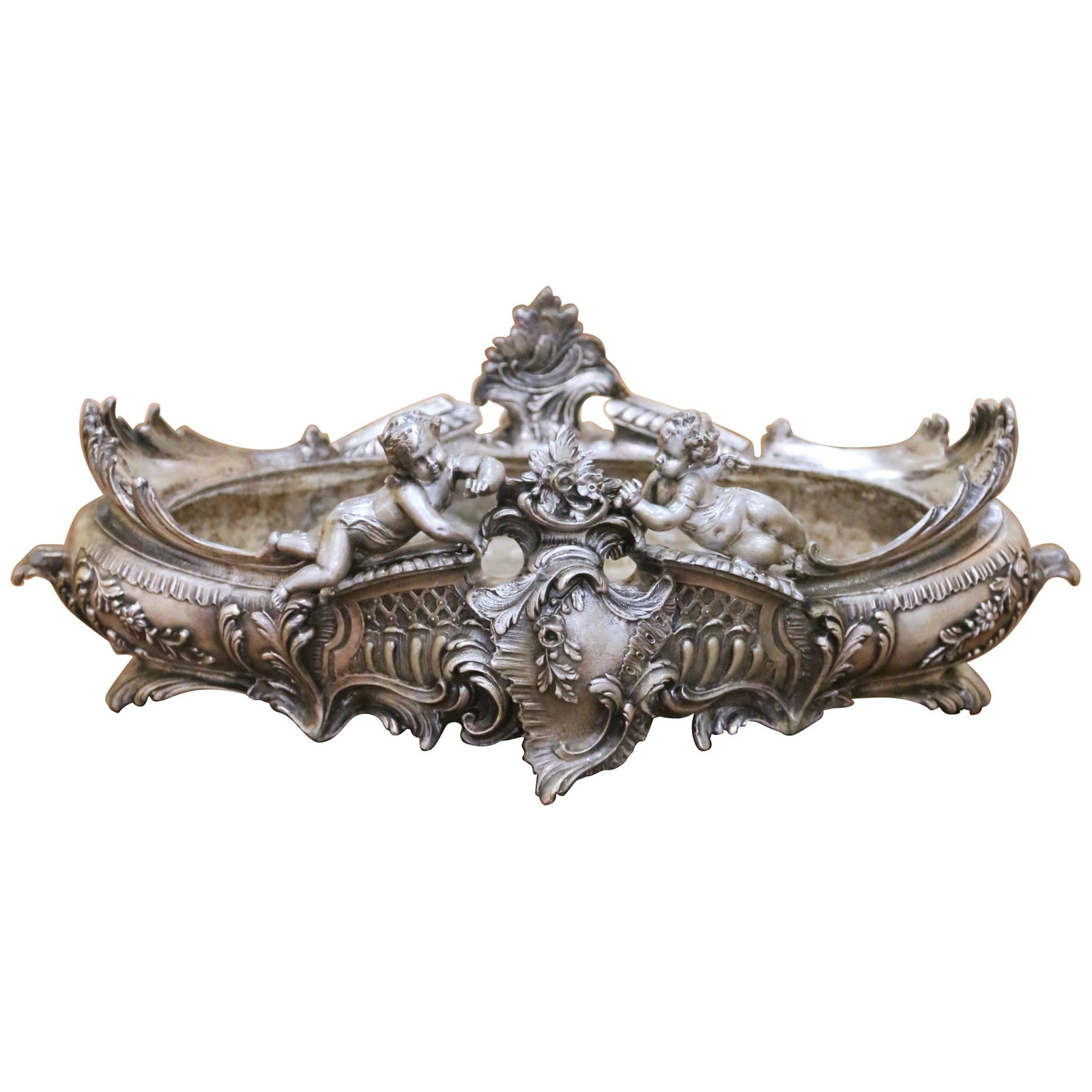 French Rococo Silver Plate Oval Jardiniere with Cherubs c 1870: French Rococo Silver Plate Oval Jardiniere with Cherubs c 1870 This 19th century French Louis XV Rococo oval table jardiniere is a richly sculpted antique centerpiece crafted in France circa 1870. Exe