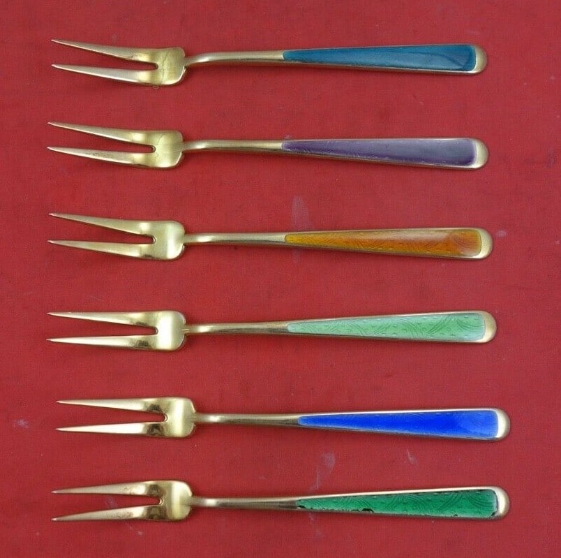 Norwegian Sterling Silver Cocktail Forks Set of 6 Colorful Handles: Norwegian Sterling Silver Cocktail Forks Set of 6 Colorful Handles This exquisite set of six Norwegian sterling silver cocktail forks is perfect for serving appetizers or hors d'oeuvres. Each fork fea