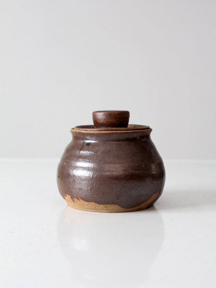 Signed Vintage Studio Pottery Jar with Inset Lid (1 of 8)