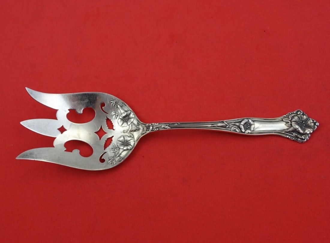 Alvin Morning Glory Sterling Silver Salad Serving Fork 7 3/4": Alvin Morning Glory Sterling Silver Salad Serving Fork 7 3/4" Add elegance to your dining experience with this stunning salad serving fork from the Morning Glory pattern by Alvin. Crafted from high-qu