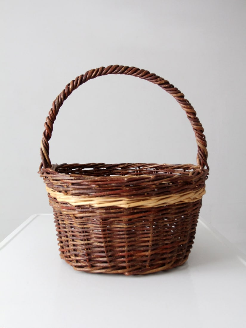 Twisted Handle Wicker Basket 15 inch x 15 inch x 17 inch (1 of 13)