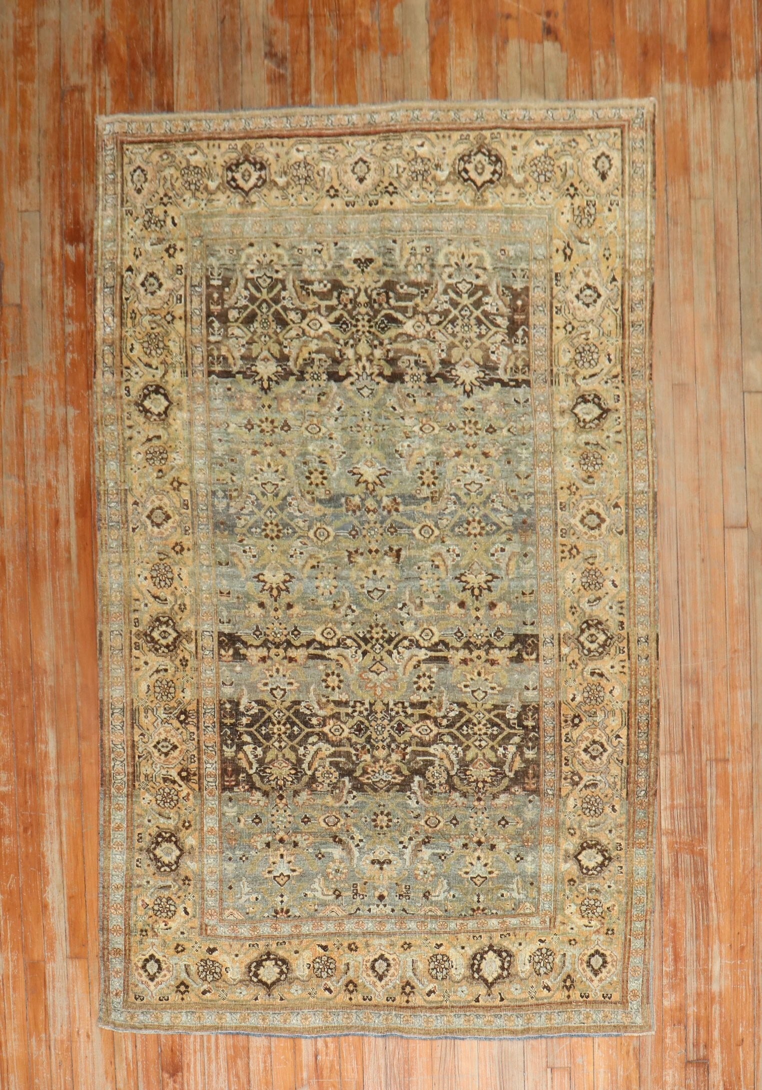 4' 7" x 7' 2" Early 20th Century Bidjar Accent Rug (1 of 7)
