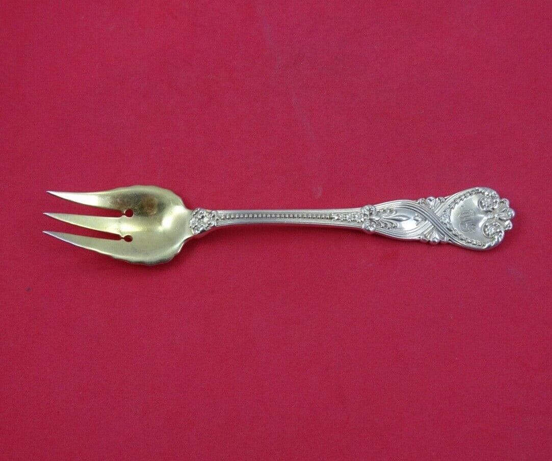 Tiffany & Co Saint James Sterling Silver Salad Fork 3-Tine Gold Wash: Tiffany & Co Saint James Sterling Silver Salad Fork 3-Tine Gold Wash This exquisite salad fork from the Saint James pattern by Tiffany & Co. features a classic 3-tine design with a charming 2-hole sca