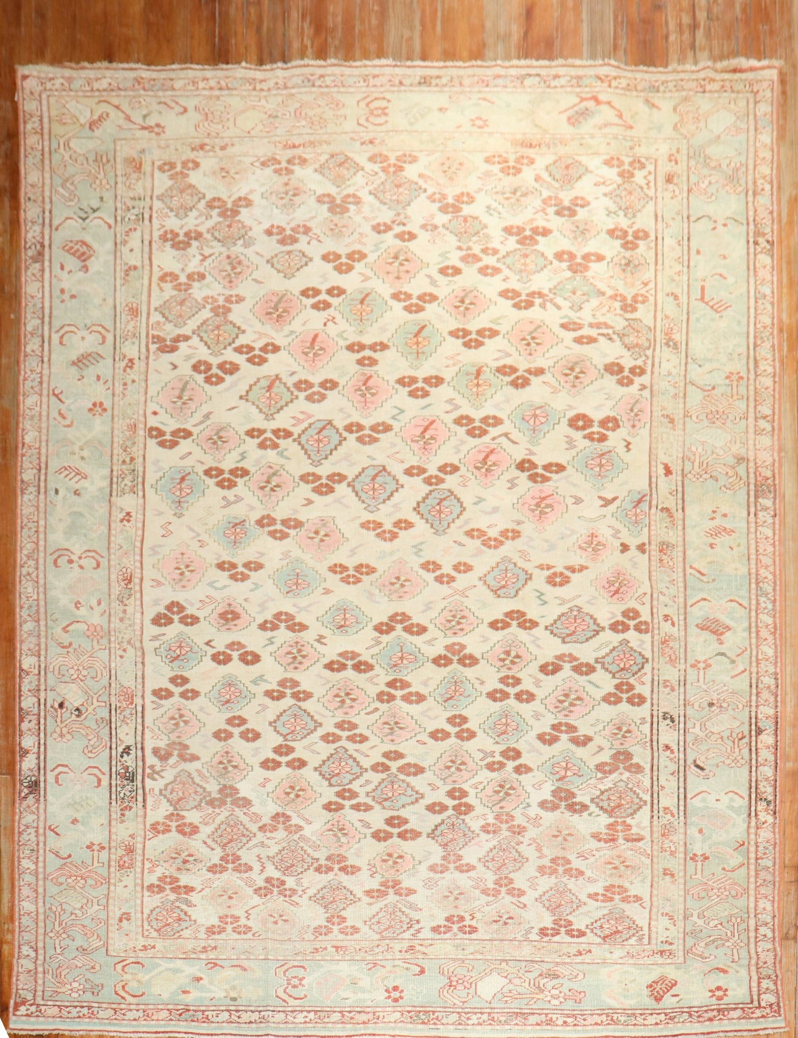 10' 3" x 14' 3" Turkish Ghiordes Room Rug Ivory Field: 10' 3" x 14' 3" Turkish Ghiordes Room Rug Ivory Field Early 20th century Turkish Ghiordes room-size rug with an ivory field and an all-over design. This pre-owned rug reflects the traditional Ghiordes