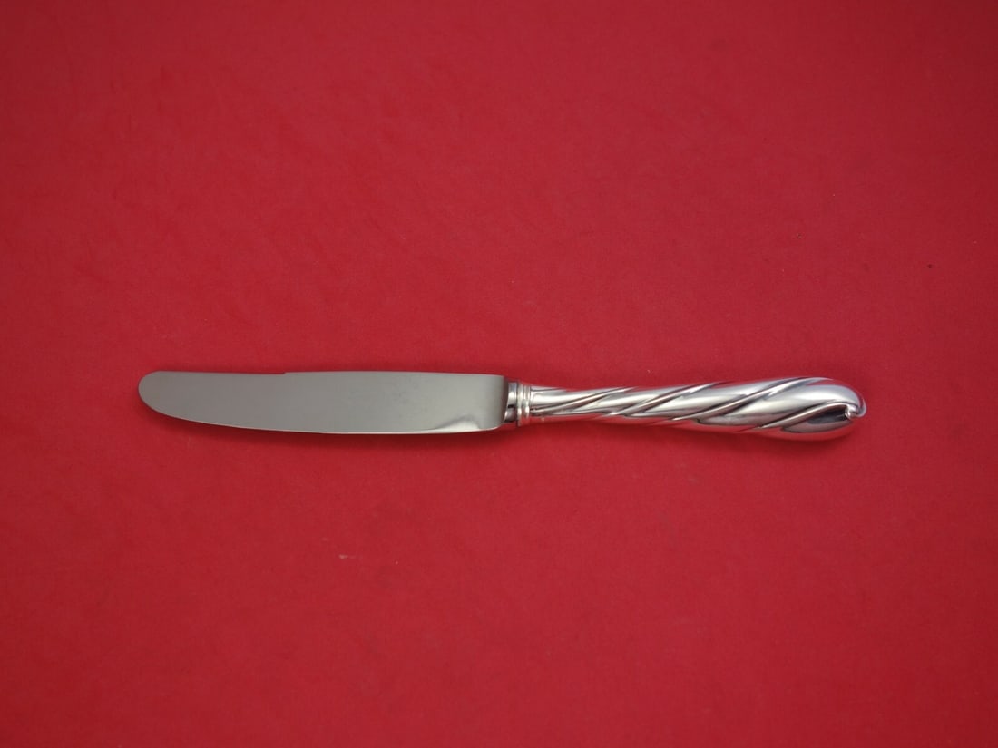Buccellati Torchon Sterling Silver Dessert Knife 7 3/4 Inches: Buccellati Torchon Sterling Silver Dessert Knife 7 3/4 Inches This exquisite dessert knife is part of the Torchon pattern by Buccellati, crafted from high-quality sterling silver. Measuring 7 3/4 inch