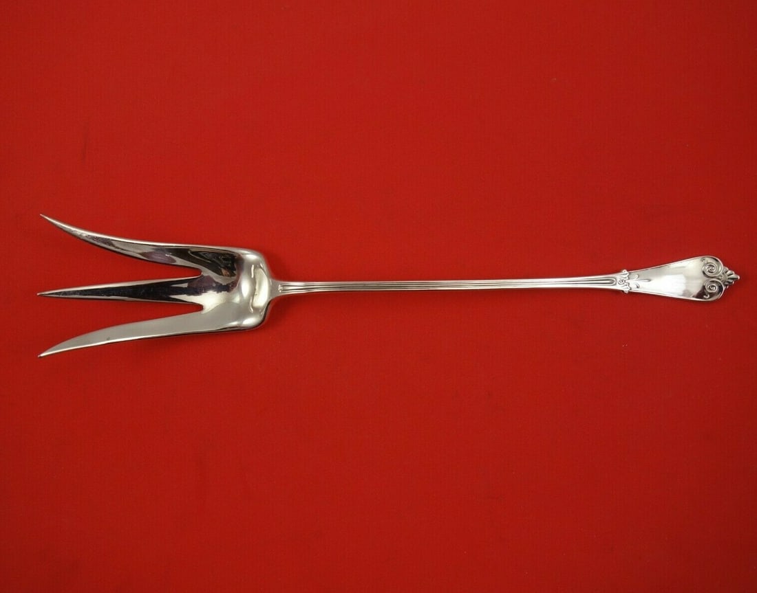 Tiffany & Co Beekman Sterling Silver Lettuce Fork 8.5 Inch Serving Piece: Tiffany & Co Beekman Sterling Silver Lettuce Fork 8.5 Inch Serving Piece This exquisite serving fork by Tiffany & Co. is crafted from high-quality sterling silver and features the elegant Beekman patt