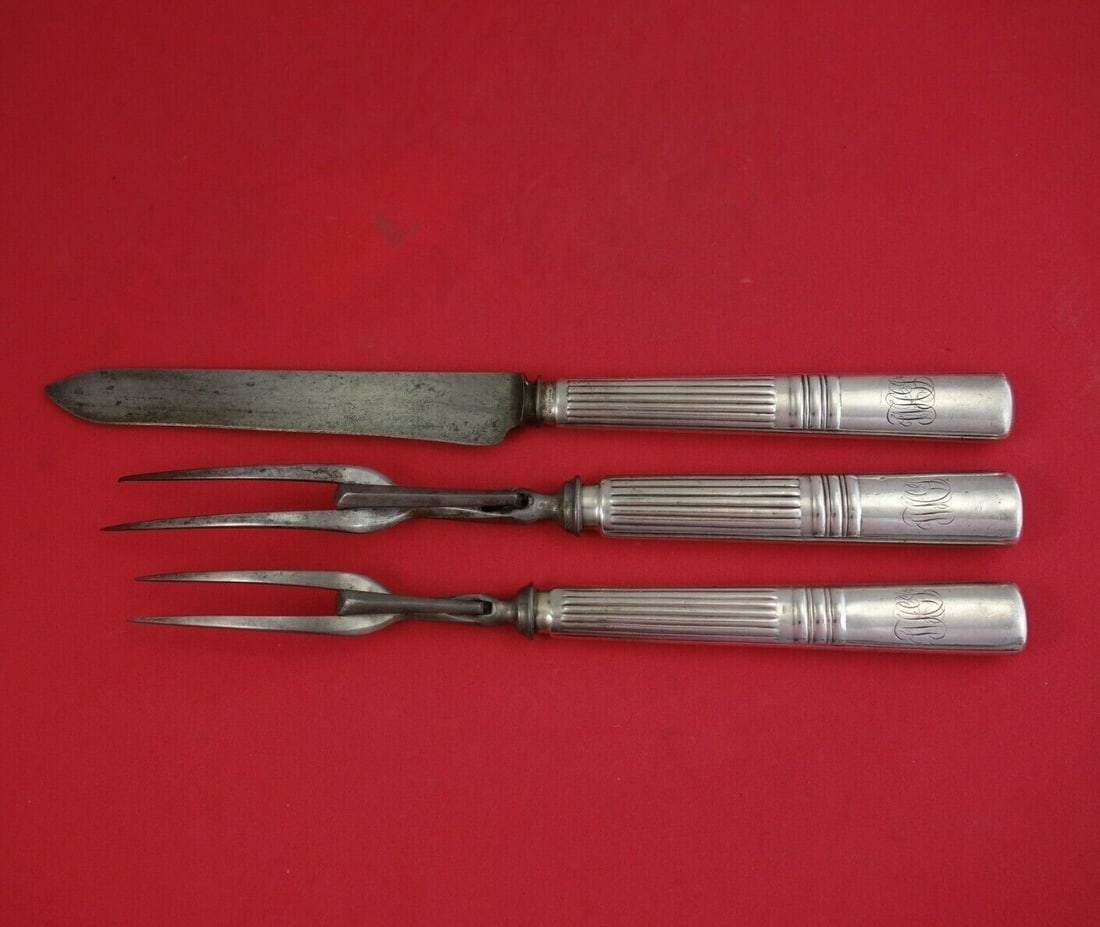 Tiffany & Co Sterling Silver 3pc Roast Carving Set Circa 1880 Custom Pattern: Tiffany & Co Sterling Silver 3pc Roast Carving Set Circa 1880 Custom Pattern This exquisite 3-piece roast carving set from Tiffany & Co. is crafted from sterling silver and features a custom pattern d