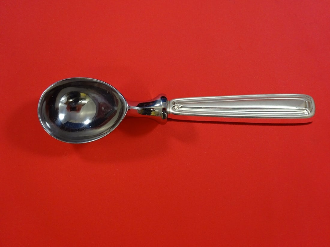 Tiffany & Co. Saint Dunstan Sterling Silver Ice Cream Scoop 7" Custom Made: Tiffany & Co. Saint Dunstan Sterling Silver Ice Cream Scoop 7" Custom Made This exquisite ice cream scoop, part of the Saint Dunstan pattern by Tiffany & Co., is crafted from sterling silver with a ho