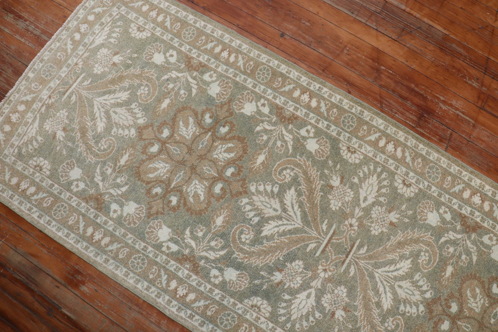 2' 8" x 13' Persian Lilihan Malayer Runner in Green and Brown: 2' 8" x 13' Persian Lilihan Malayer Runner in Green and Brown Mid-20th century Persian runner in soft green and brown tones, featuring an intricate floral pattern. This pre-owned runner is identified 