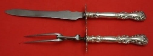 Revere International Sterling Silver 2-Piece Roast Carving Set: Revere International Sterling Silver 2-Piece Roast Carving Set This exquisite 2-piece roast carving set features the elegant Revere pattern by International Sterling. Crafted from high-quality sterlin
