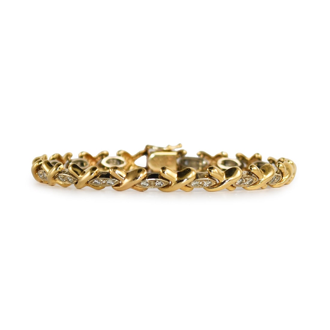 Unbranded 14K Gold Tennis Bracelet with Natural Diamonds 7.5 in: Unbranded 14K Gold Tennis Bracelet with Natural Diamonds 7.5 in Pre-owned ladies' tennis bracelet crafted in 14k two-tone gold, featuring natural round diamonds. The design combines yellow and white g