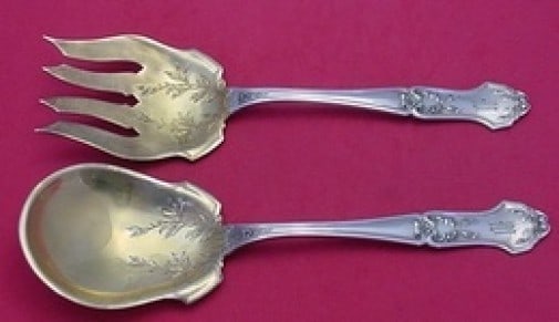 2pc International La Rochelle Sterling Silver Salad Servers Gold Washed: 2pc International La Rochelle Sterling Silver Salad Servers Gold Washed Two-piece salad serving set in the La Rochelle pattern by International. This sterling silver set features a gold-washed finish 