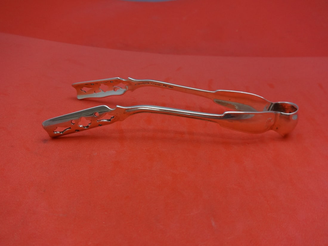 Tiffany & Co. Palm Sterling Silver Asparagus Tongs 4 7/8": Tiffany & Co. Palm Sterling Silver Asparagus Tongs 4 7/8" Presenting the exquisite Palm by Tiffany & Co. Sterling Silver Individual Asparagus Tongs, measuring 4 7/8". This elegant piece is crafted in 