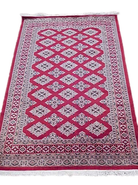 Hand-knotted 4'1" x 5'9" Red Jaldar Bokhara Area Rug from Pakistan: Hand-knotted 4'1" x 5'9" Red Jaldar Bokhara Area Rug from Pakistan Free continental US Shipping Enhance your living space with this stunning 4' 1" x 5' 9" Red Jaldar Hand-knotted Bokhara Area Rug, a p