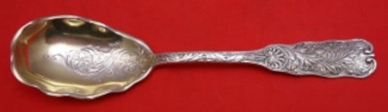 Gorham Saint Cloud Sterling Silver Sugar Spoon Brite-Cut Gold Washed 6 1/4": Gorham Saint Cloud Sterling Silver Sugar Spoon Brite-Cut Gold Washed 6 1/4" This exquisite sugar spoon is crafted from sterling silver and features the elegant Saint Cloud pattern by Gorham. The