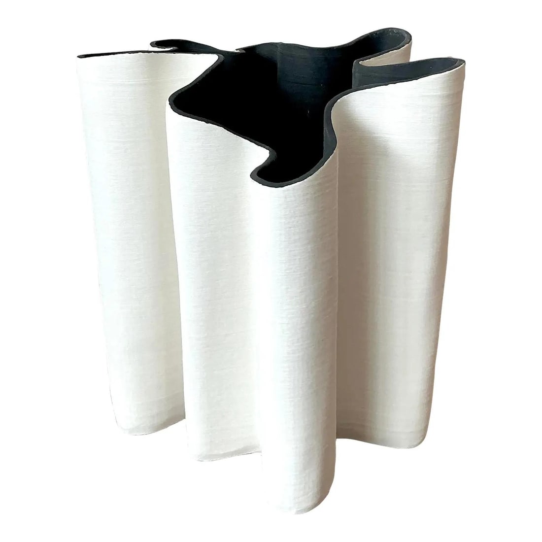 Ceramic Bohemian Biomorphic Vase With Wavy Edges White 11 Inch: Ceramic Bohemian Biomorphic Vase With Wavy Edges White 11 Inch This vintage vase features a striking biomorphic design with wavy, undulating edges and an organic silhouette inspired by natural forms. 
