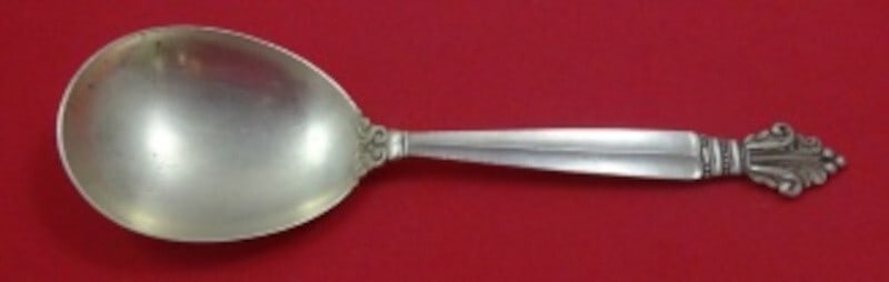 Georg Jensen Acanthus Sterling Silver Berry Spoon 8.75 Serving: Georg Jensen Acanthus Sterling Silver Berry Spoon 8.75 Serving This exquisite berry spoon from the Acanthus pattern by Georg Jensen is crafted in sterling silver (.925) and measures 8 3/4 inches in le