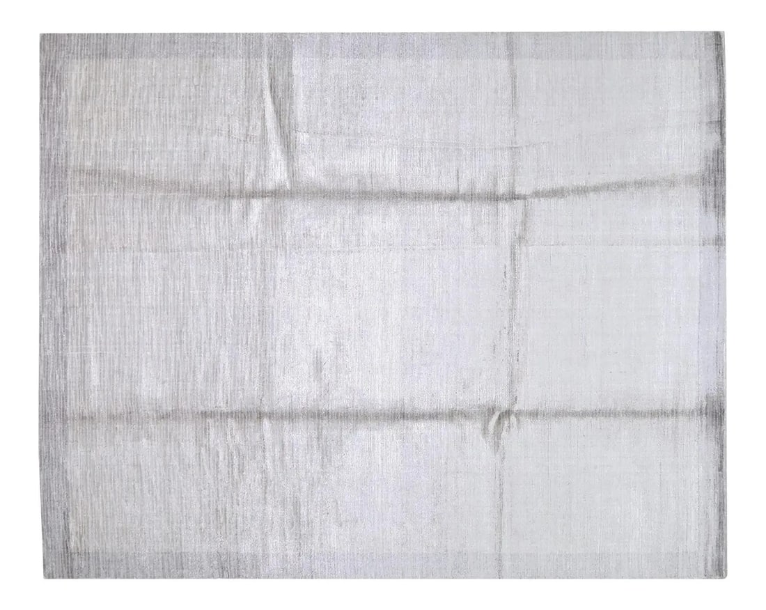 8x10 Silver Silk Hand Knotted Contemporary Area Rug: 8x10 Silver Silk Hand Knotted Contemporary Area Rug This modern hand-knotted rug features natural colors and a fine weave, crafted from silk for a luxurious look and feel. The rug showcases a silver h