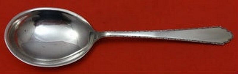 Lunt Sterling Silver William and Mary 9 1/4 Serving Spoon: Lunt Sterling Silver William and Mary 9 1/4 Serving Spoon This exquisite serving spoon is a sterling silver berry spoon from the William and Mary pattern by Lunt, measuring 9 1/4 inches. Crafted betwe