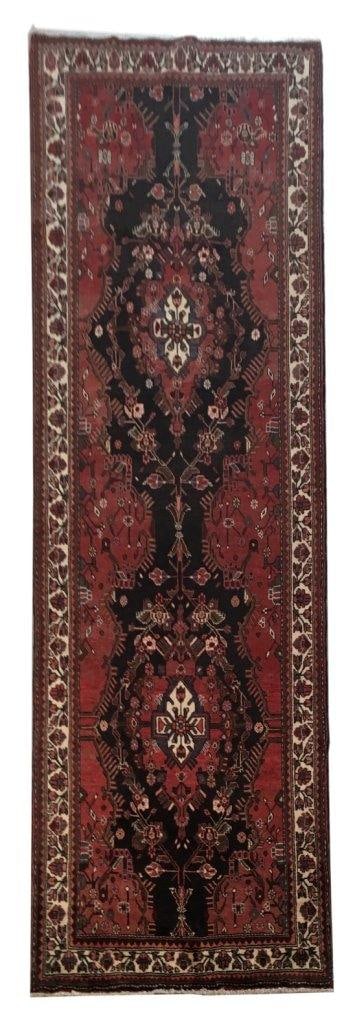 3'11" x 9'9" Handmade Persian Hamadan Style Runner Rug: 3'11" x 9'9" Handmade Persian Hamadan Style Runner Rug Free continental US Shipping Elevate your home decor with this exquisite Persian Hamadan Style Area Runner Rug, measuring 3' 11" x 9' 9". Handcra