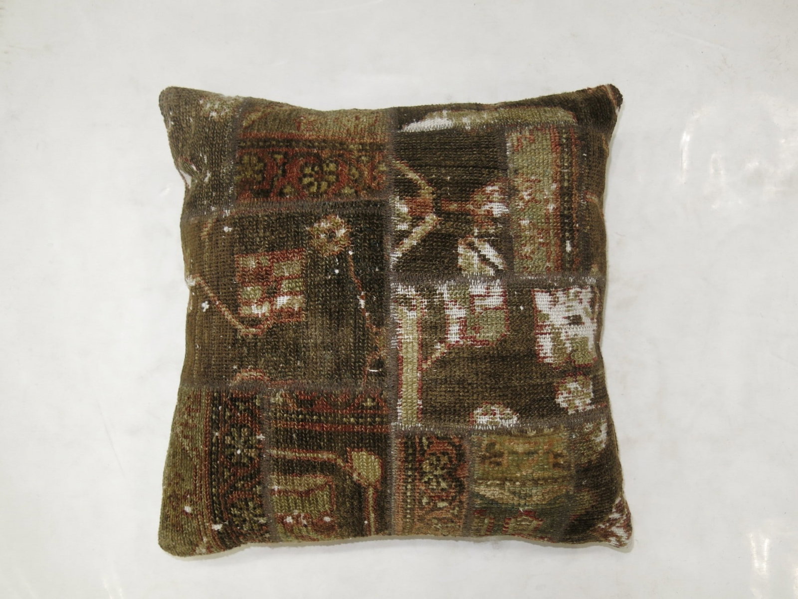 1' 5" x 1' 5" Antique Persian Malayer Patchwork Pillow: 1' 5" x 1' 5" Antique Persian Malayer Patchwork Pillow Antique Persian Malayer pillow crafted in a patchwork format with a square decorative design. This pre-owned pillow features the distinctive char