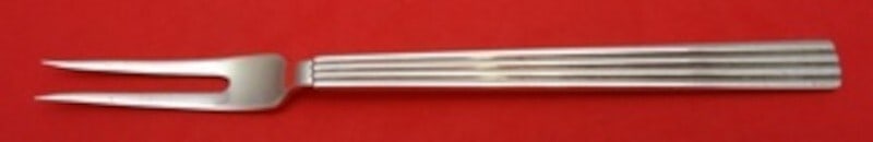 Georg Jensen Bernadotte Sterling Silver 6 Inch Serving Fork 2-Tine: Georg Jensen Bernadotte Sterling Silver 6 Inch Serving Fork 2-Tine Experience the elegance of the Bernadotte pattern by Georg Jensen with this exquisite sterling silver cold cut fork. Measuring 6 inch