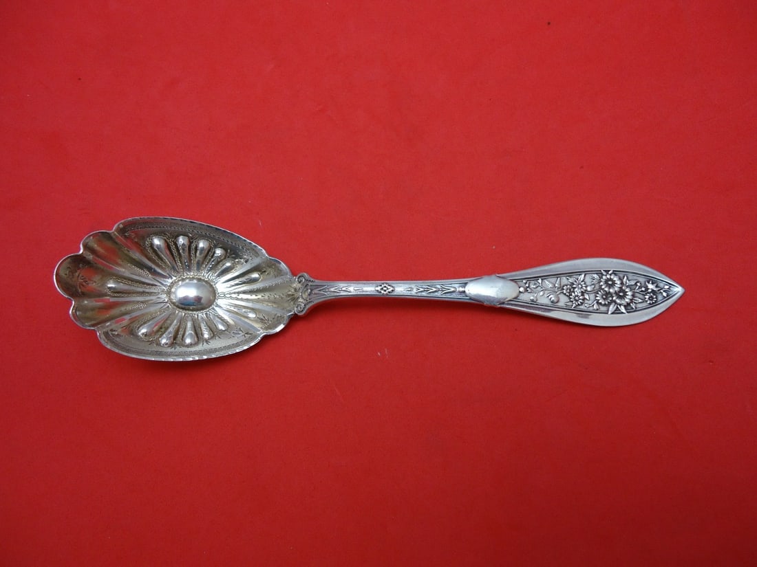Shiebler Montezuma Sterling Silver Fluted Brite Cut Sugar Spoon 6 1/8": Shiebler Montezuma Sterling Silver Fluted Brite Cut Sugar Spoon 6 1/8" Sterling silver sugar spoon in the Montezuma pattern by Shiebler, featuring a fluted brite cut design. It is not monogrammed and 