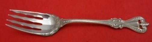 Towle Old Colonial Sterling Silver Fish Fork 7 1/4" Elegant Design: Towle Old Colonial Sterling Silver Fish Fork 7 1/4" Elegant Design This exquisite Old Colonial fish fork by Towle is crafted from high-quality sterling silver. Featuring a lavishly decorated design, i