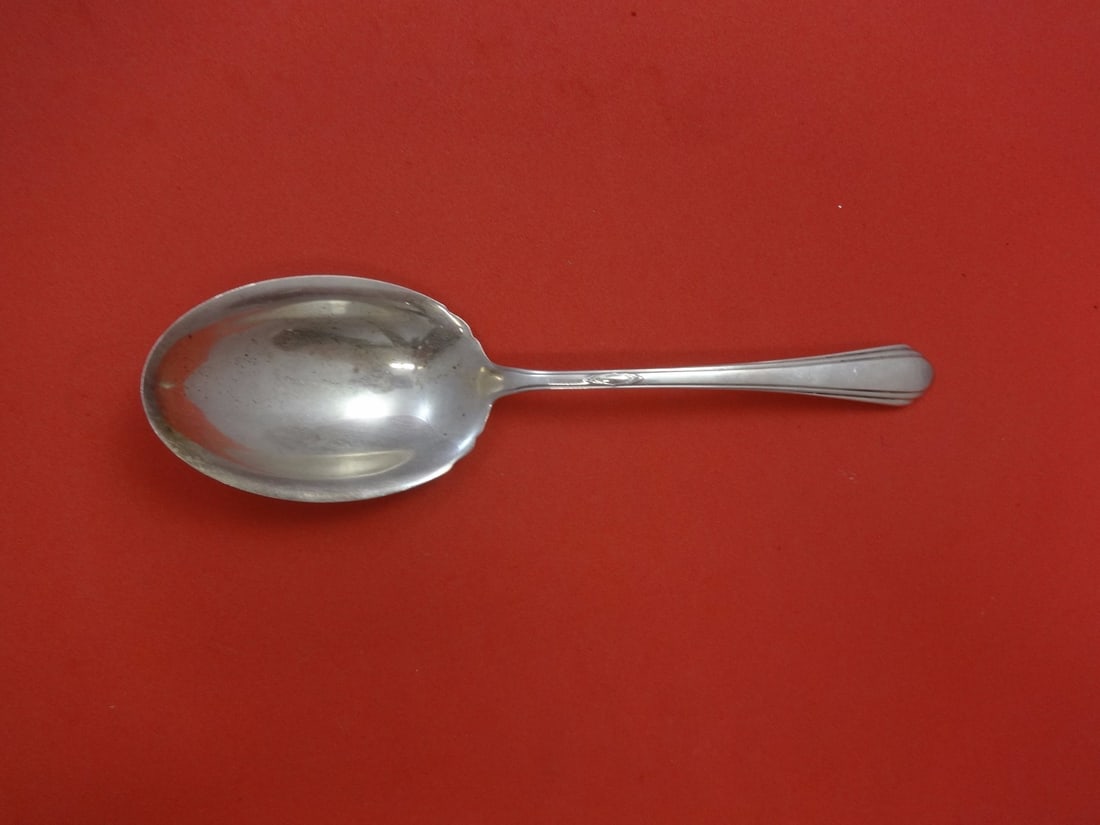 Towle Lady Diana Sterling Silver Serving Berry Spoon 8": Towle Lady Diana Sterling Silver Serving Berry Spoon 8" Towle Lady Diana sterling silver berry spoon with an 8-inch length. It is not monogrammed and is in excellent pre-owned condition. Made in the U