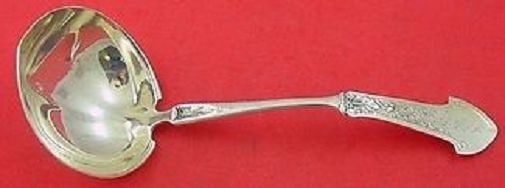 Gorham Corinthian Sterling Silver Gravy Ladle 6 7/8 Inch: Gorham Corinthian Sterling Silver Gravy Ladle 6 7/8 Inch This is a Gorham sterling silver gravy ladle in the Corinthian pattern, dating from 1850-1899. Measuring 6 7/8 inches in length, this serving p