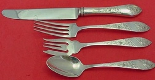 Schofield Frabee Sterling Silver 4-Piece Place Setting: Schofield Frabee Sterling Silver 4-Piece Place Setting This exquisite 4-piece place setting features the elegant Frabee pattern by Schofield, crafted from high-quality sterling silver. The set include