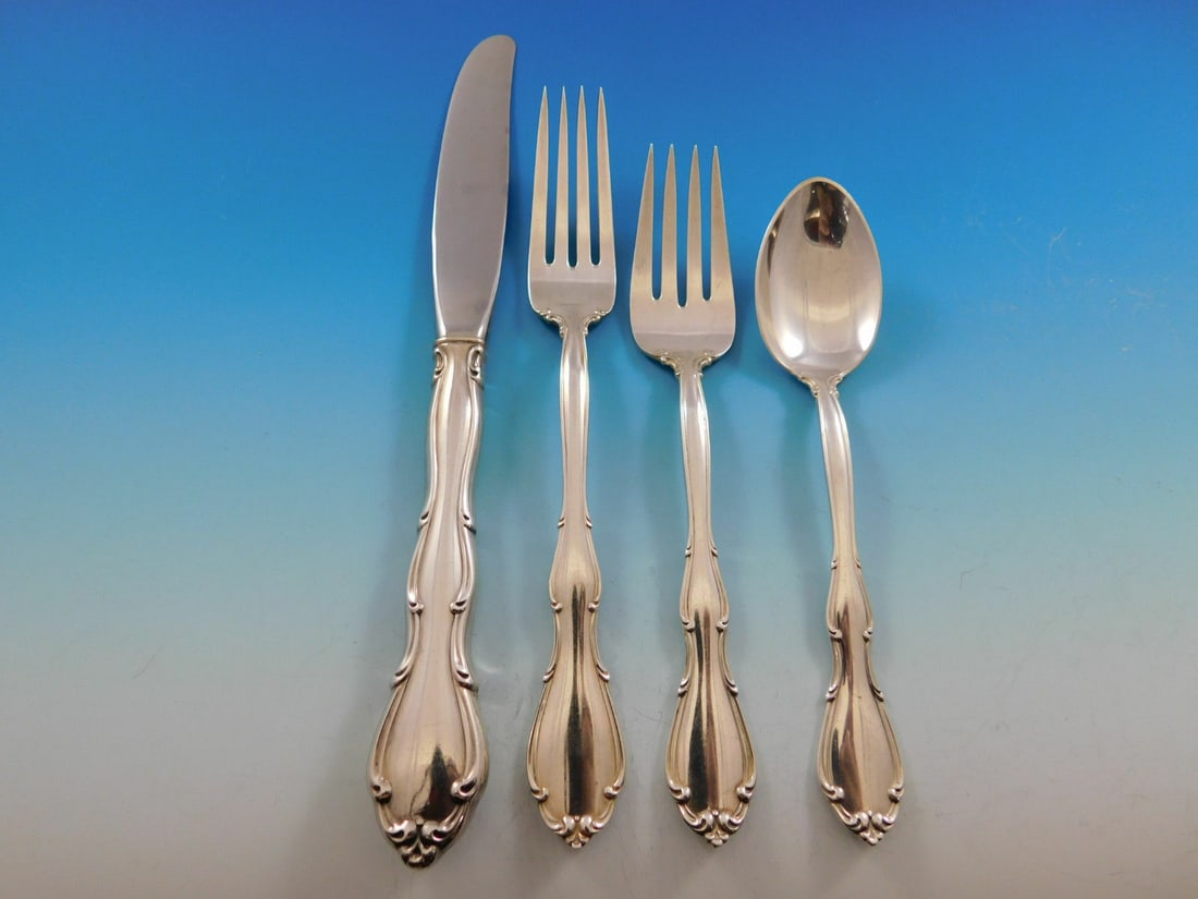 Towle Fontana Sterling Silver 4-Piece Dinner Place Setting: Towle Fontana Sterling Silver 4-Piece Dinner Place Setting Elevate your dining experience with this exquisite Fontana by Towle Sterling Silver 4-piece dinner size place setting. Renowned for its delic