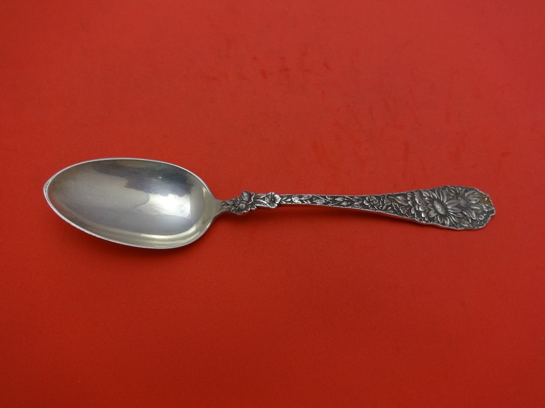 Durgin Bouquet Sterling Silver 7 Inch Place Soup Spoon: Durgin Bouquet Sterling Silver 7 Inch Place Soup Spoon Discover a stunning 7" place soup spoon from the renowned Durgin silverware collection. Crafted in the exquisite "Bouquet" pattern, this sterling