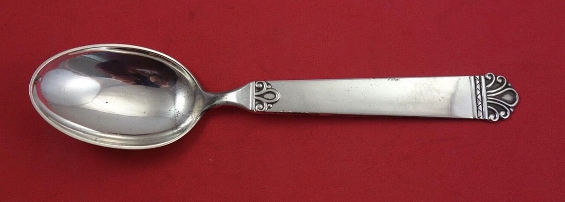 Fredericia Radhus Sterling Silver Dinner Spoon Handmade 7.5": Fredericia Radhus Sterling Silver Dinner Spoon Handmade 7.5" This exquisite dinner spoon is crafted from high-quality sterling silver and features the elegant Radhus pattern designed by Fredericia. Wi