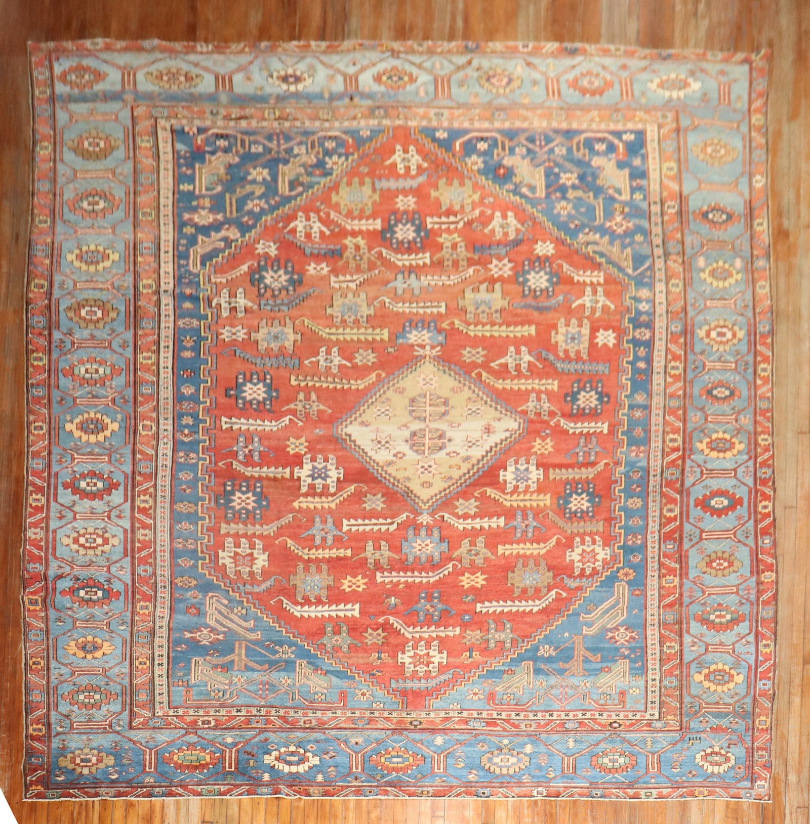 11' 4" x 15' 6" Persian Bakshaish Oversize Rug 19th Century: 11' 4" x 15' 6" Persian Bakshaish Oversize Rug 19th Century Antique 19th century Bakshaish carpet dating to the 1870s, featuring a minimal medallion design surrounded by geometric elements with connec
